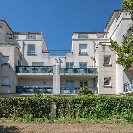 Apartment Castle 1 Bedroomed Bussy-Saint-Georges Extérieur photo