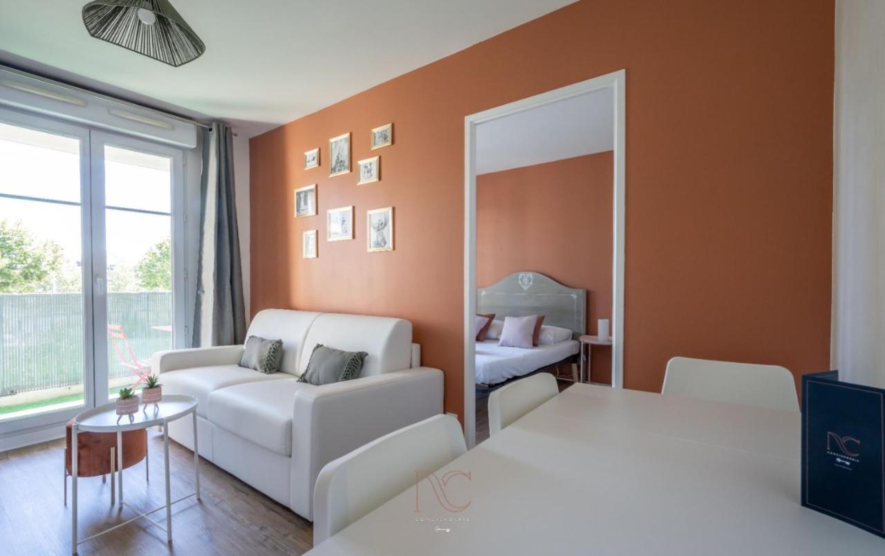 Apartment Castle 1 Bedroomed Bussy-Saint-Georges Extérieur photo