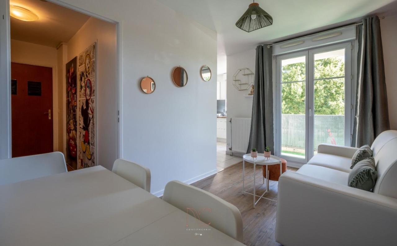 Apartment Castle 1 Bedroomed Bussy-Saint-Georges Extérieur photo