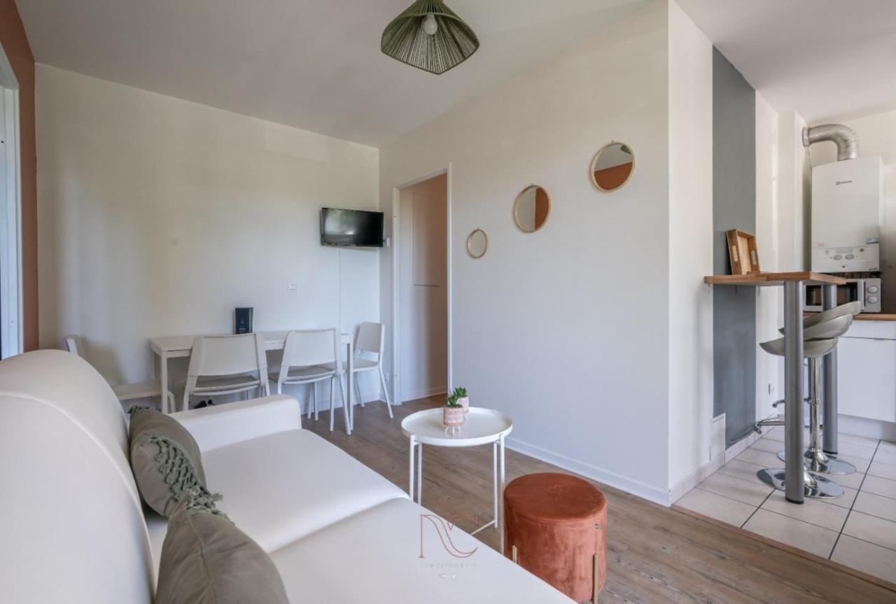 Apartment Castle 1 Bedroomed Bussy-Saint-Georges Extérieur photo