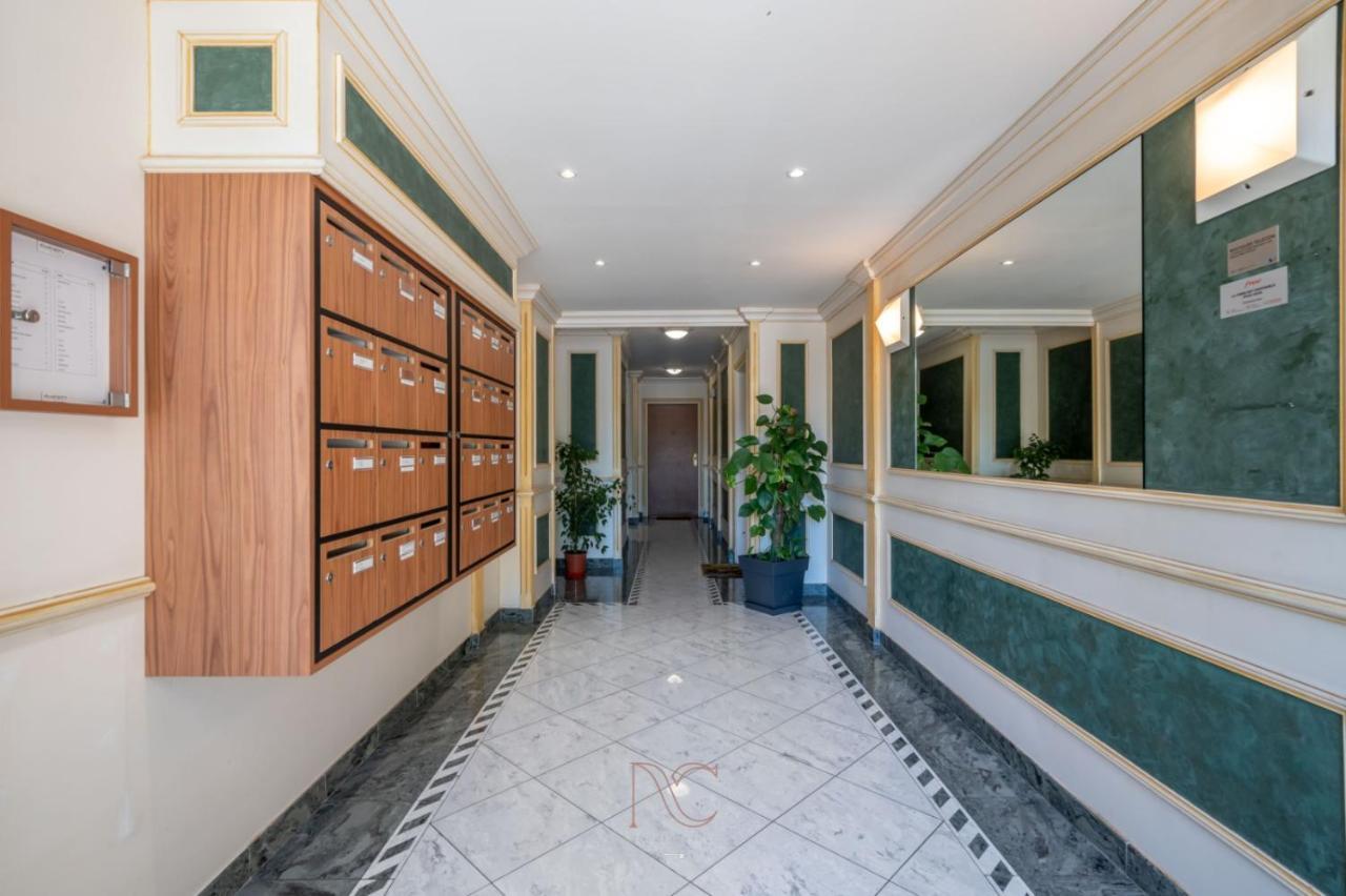 Apartment Castle 1 Bedroomed Bussy-Saint-Georges Extérieur photo