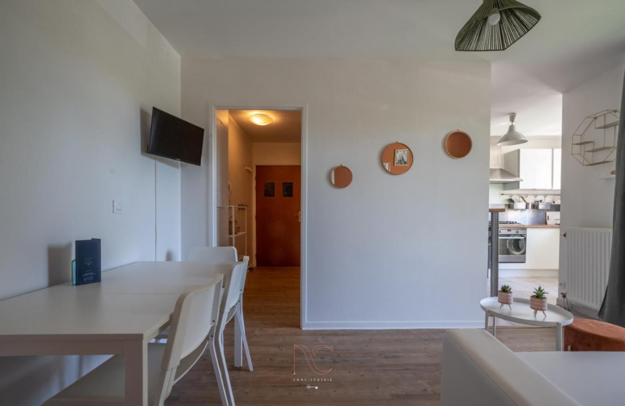 Apartment Castle 1 Bedroomed Bussy-Saint-Georges Extérieur photo
